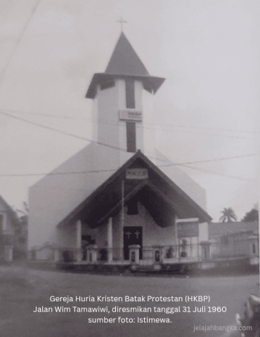 Gereja Huria Kristen Batak Protestan, Jalan Wim Tamawiwi, diresmikan tangga_20260731_101639_0000